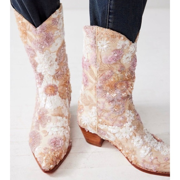 NEW Momo New York Selina Sequin Floral Embellished Western Boots Anthropologie - Picture 2 of 9